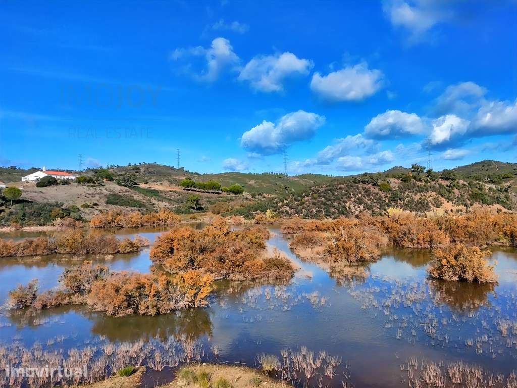 Herdade com Ruina para Venda em Silves
