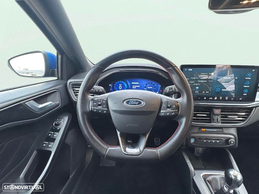 Ford Focus 1.0 EcoBoost MHEV ST-Line - 12