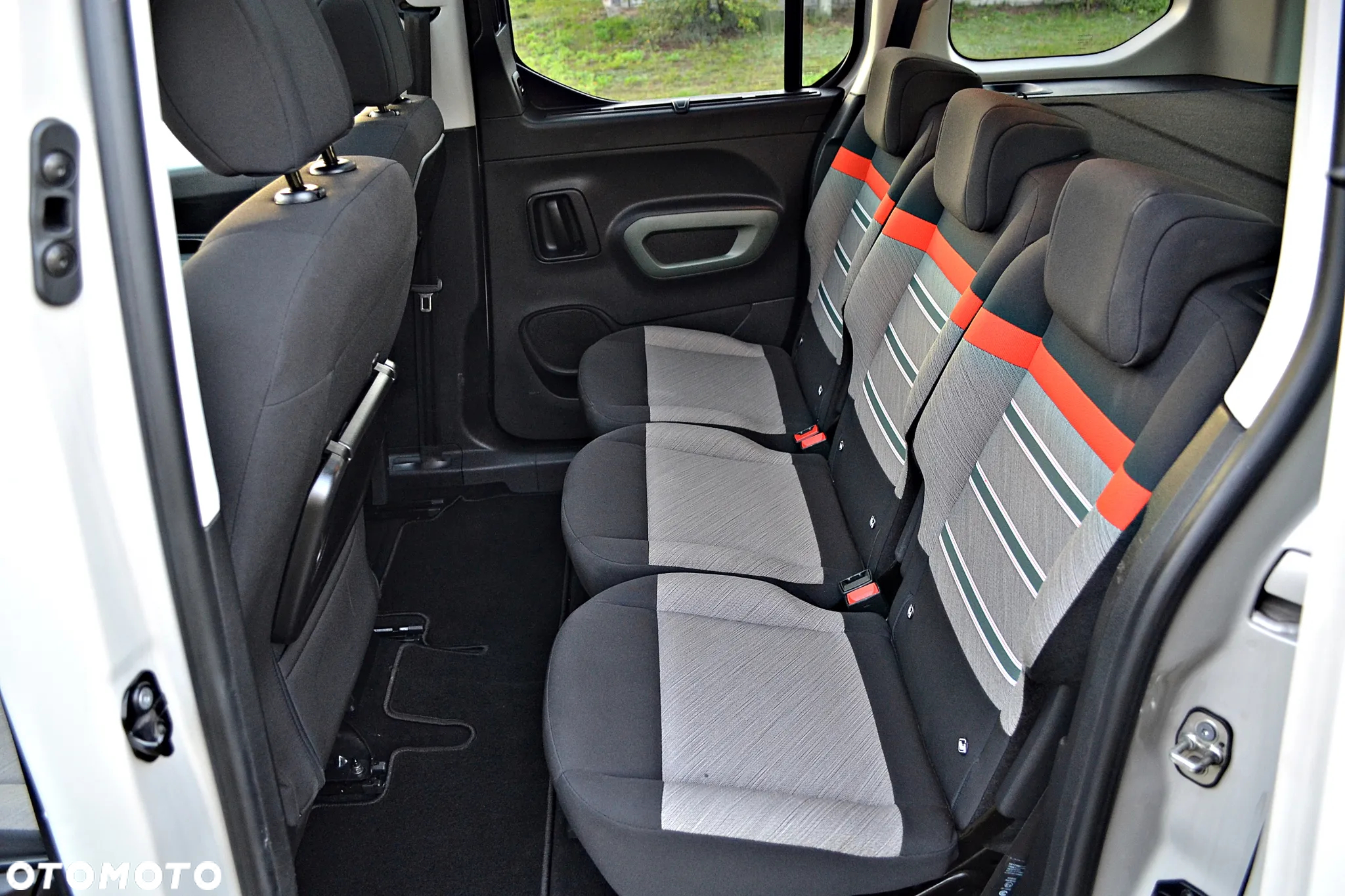 Citroën Berlingo M BlueHDi 130 SHINE - 27
