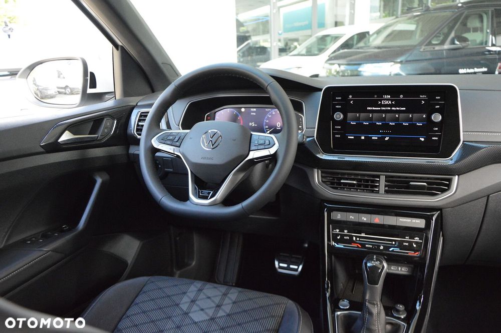 Volkswagen T-Cross - 12