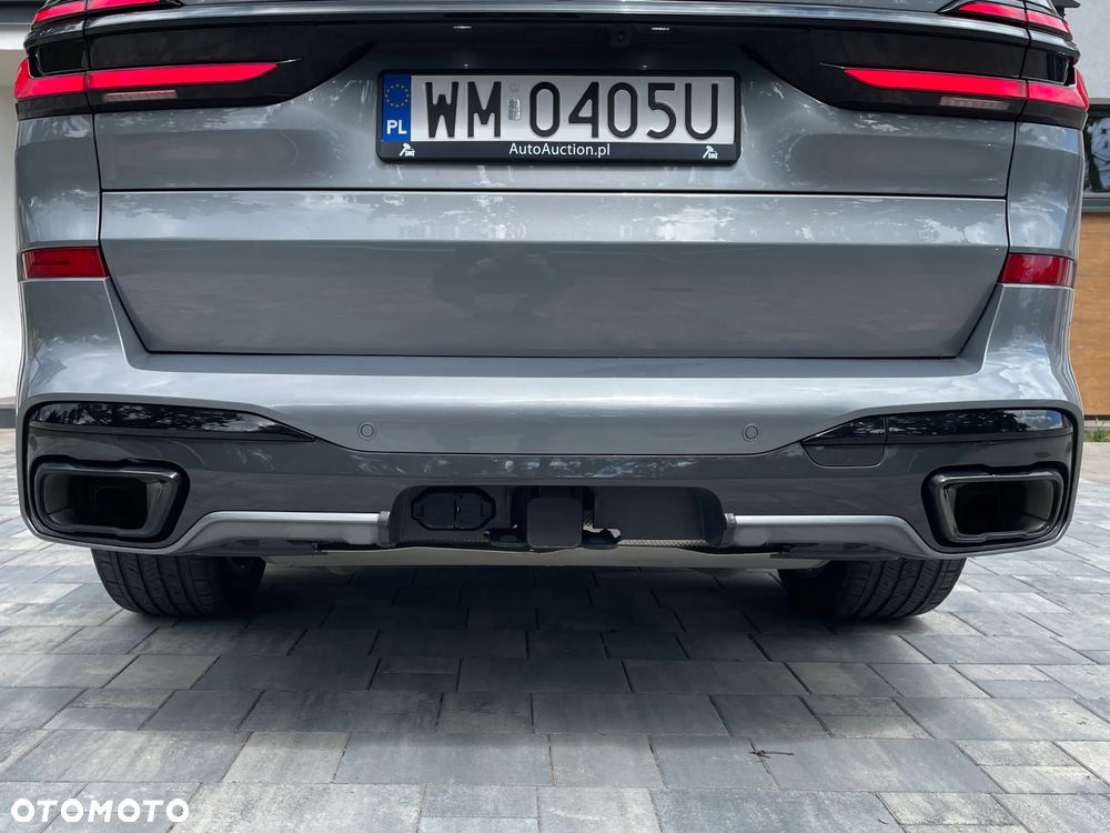 BMW X7 xDrive40i - 11