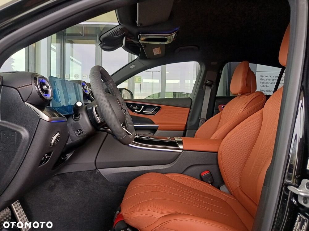 Mercedes-Benz GLC - 26