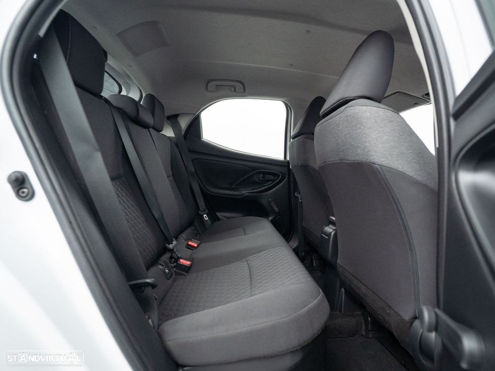 Toyota Yaris 1.5 HDF Comfort - 35