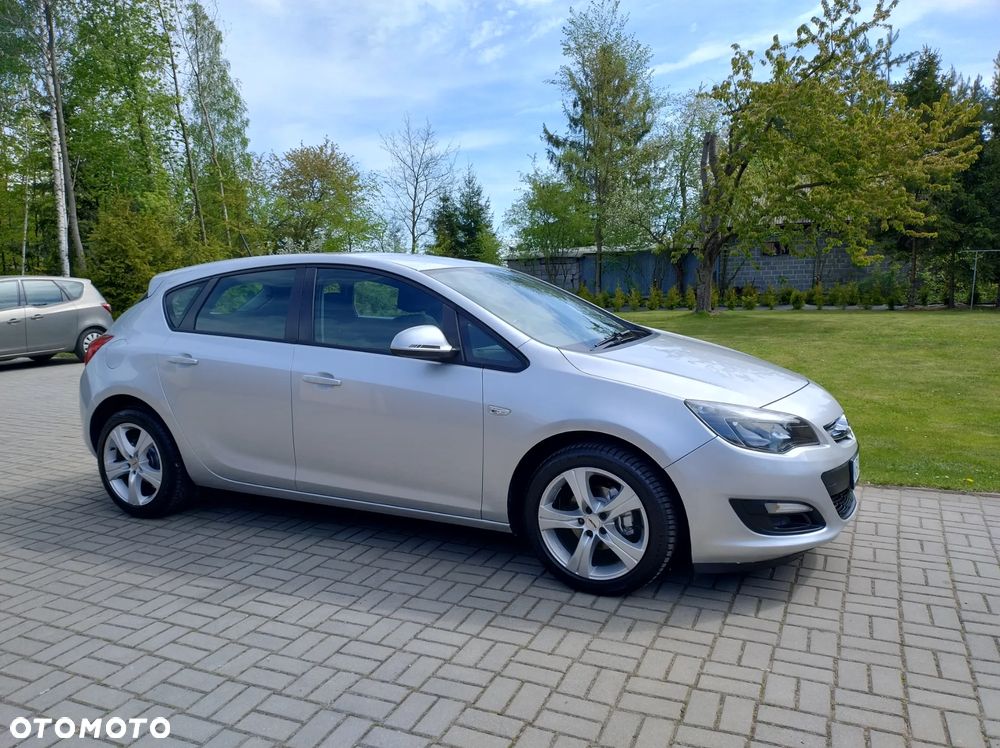 Opel Astra 1.6 Style - 13