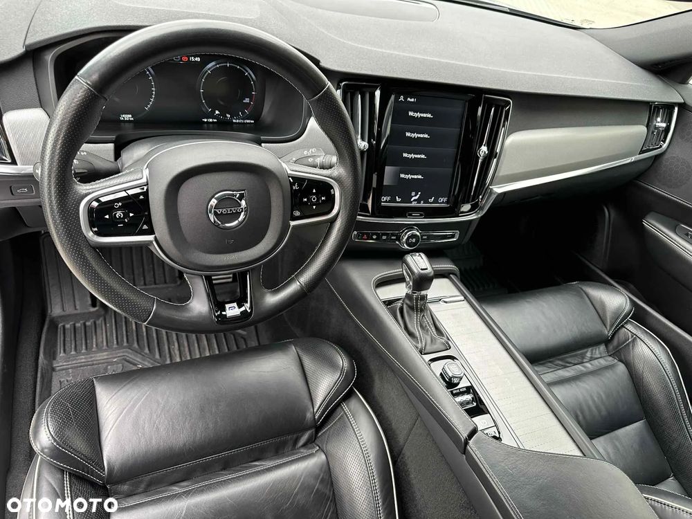 Volvo V90 D5 AWD R-Design - 10