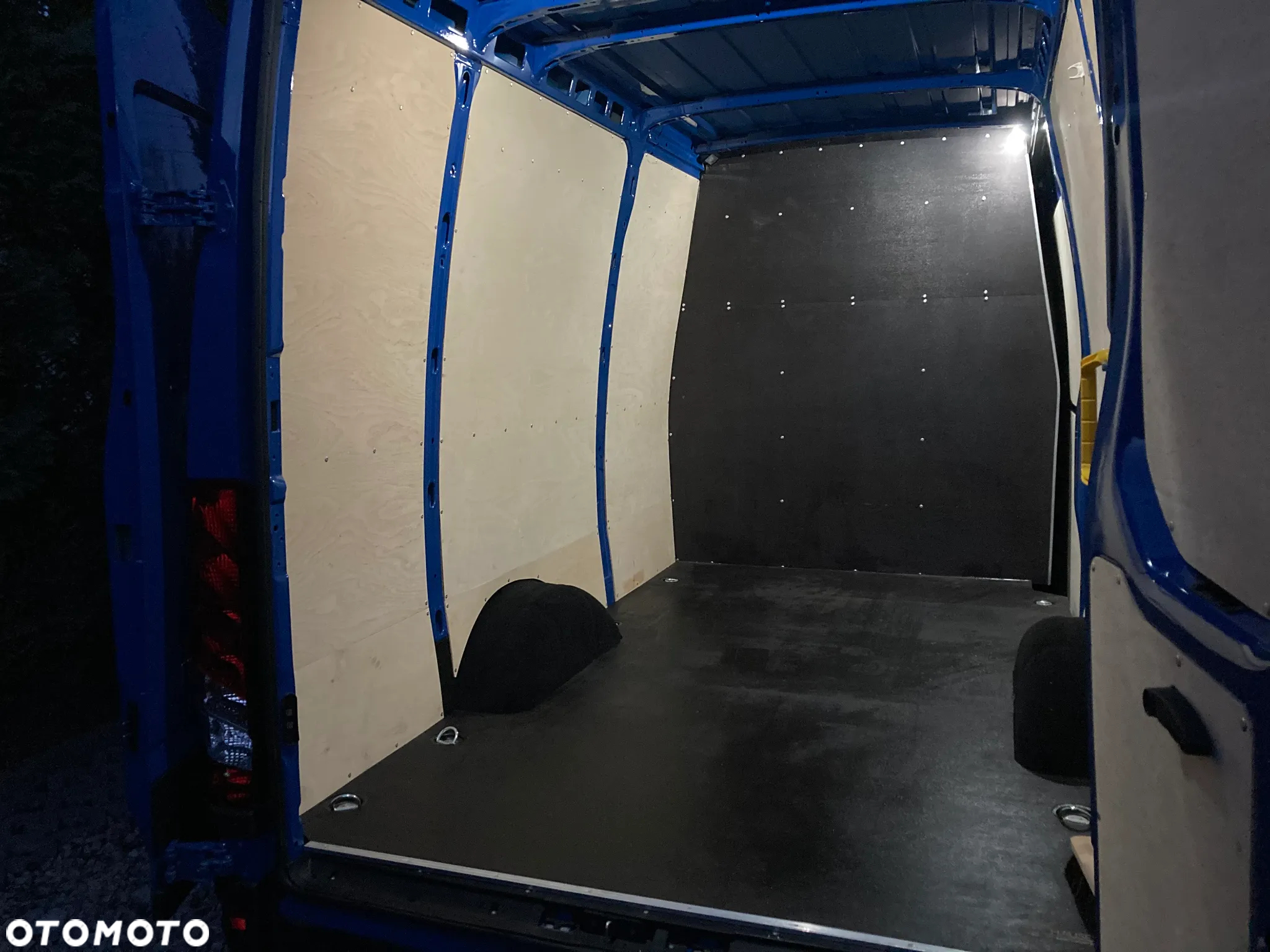 Iveco DAILI  AIRXPRO - 9