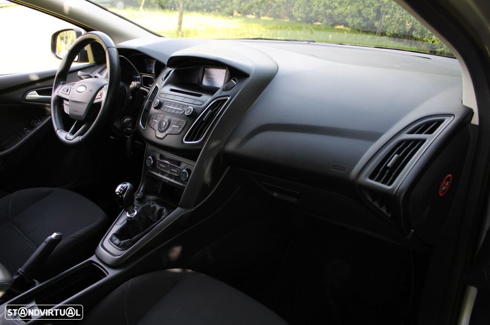 Ford Focus 1.5 TDCi Trend+ - 9