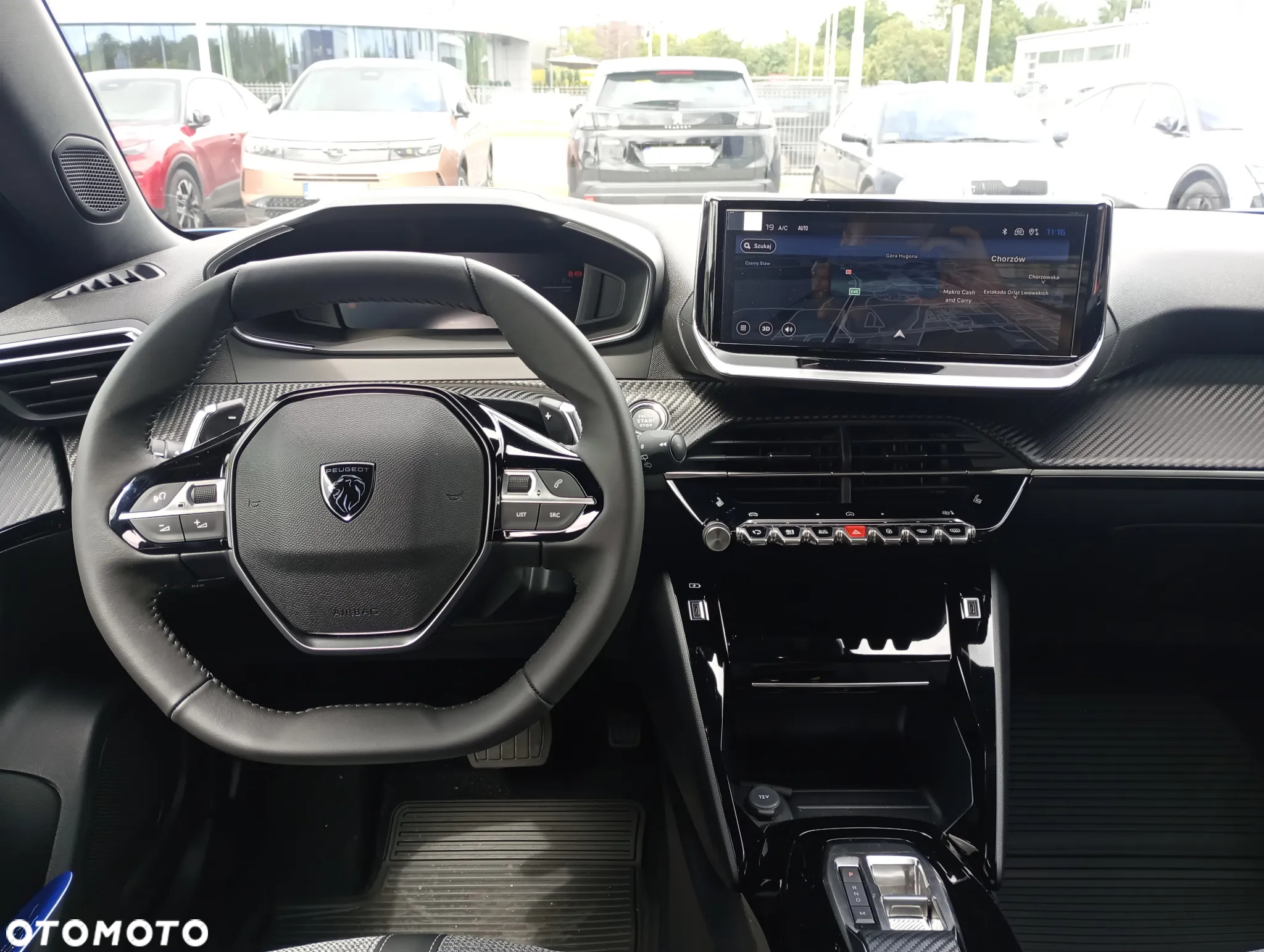 Peugeot 2008 - 12
