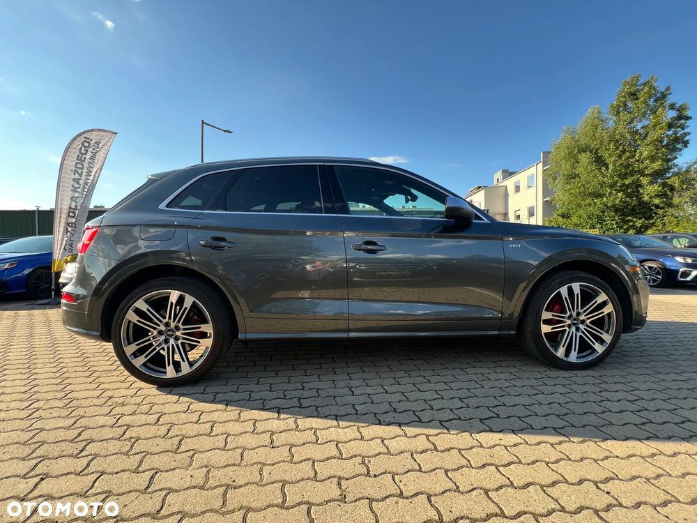 Audi SQ5 - 10