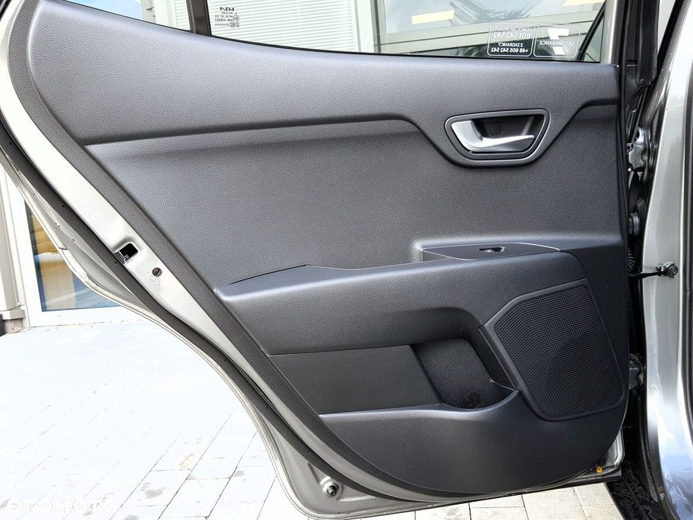 Kia Stonic - 27