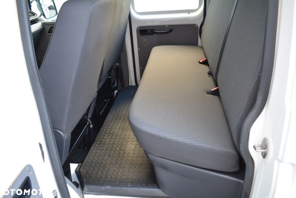 Volkswagen TRANSPORTER T6.1 DOKA - 24