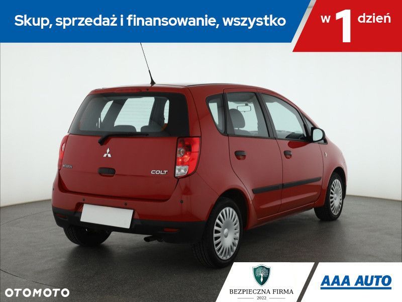Mitsubishi Colt - 7