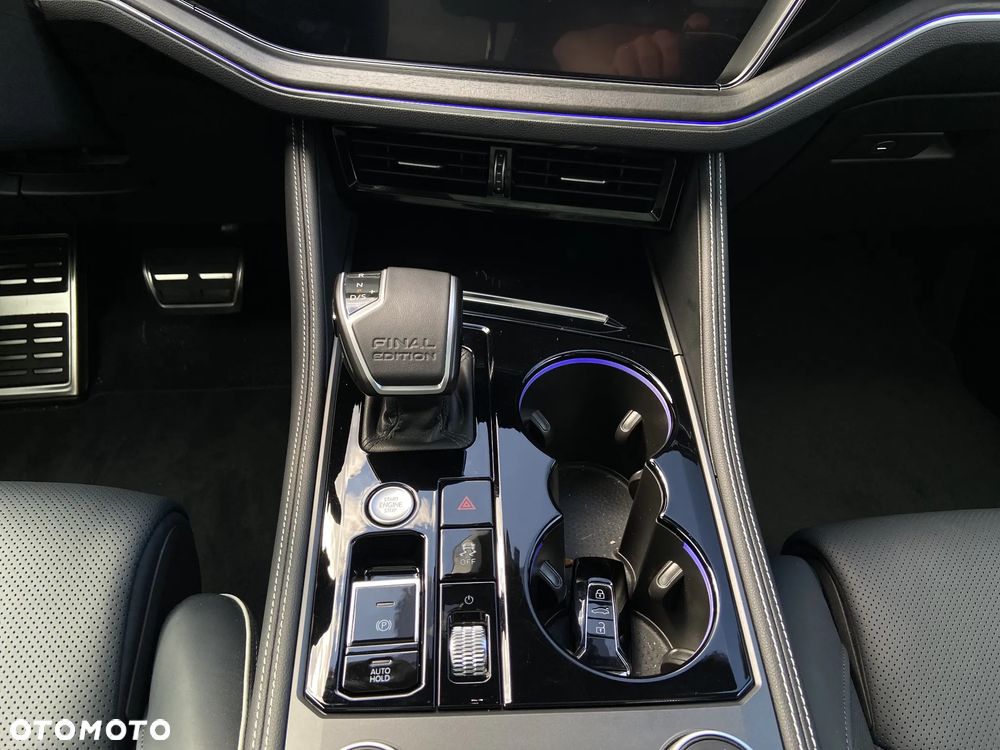Volkswagen Touareg 3.0 V6 TDI 4Motion R-Line Final Edition - 19