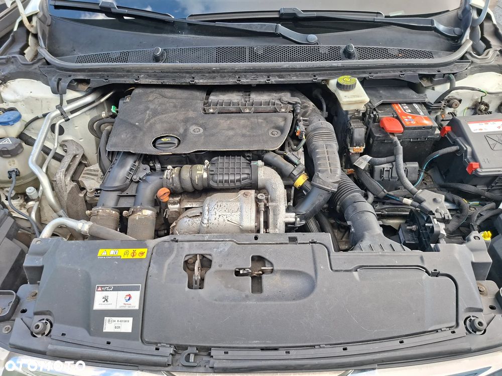 Peugeot 308 1.6 BlueHDi Business Line S&S - 23