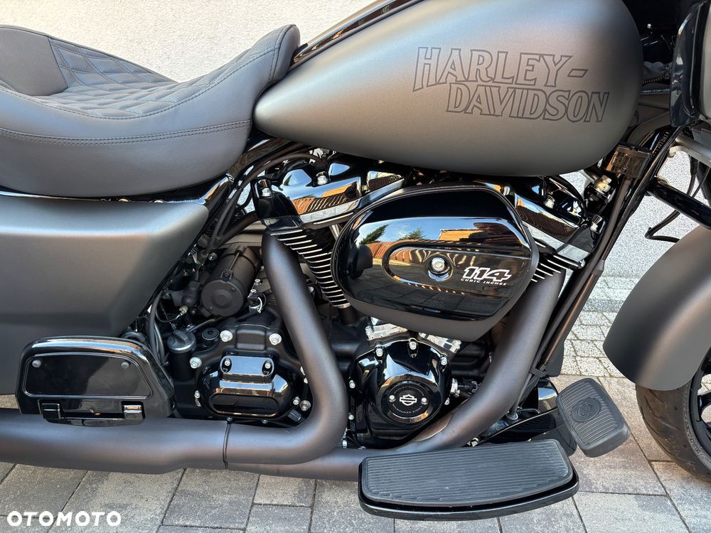 Harley-Davidson Trike Freewheeler - 12