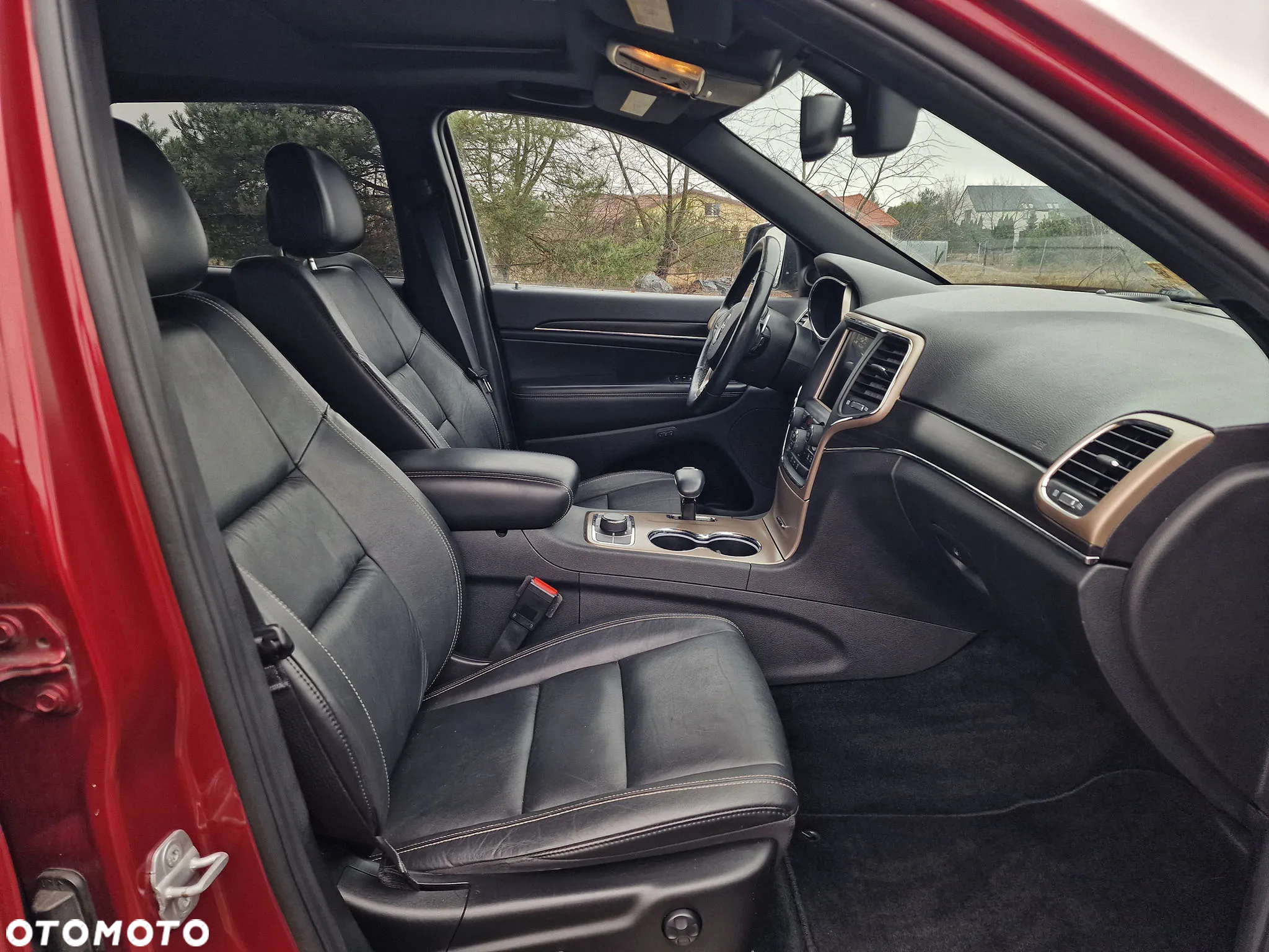 Jeep Grand Cherokee - 13
