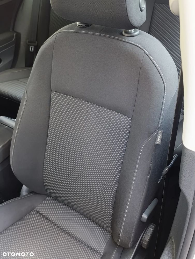 Volkswagen Golf 1.6 TDI (BlueMotion Technology) Comfortline - 17