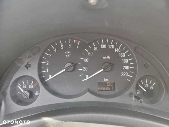Opel Corsa - 7