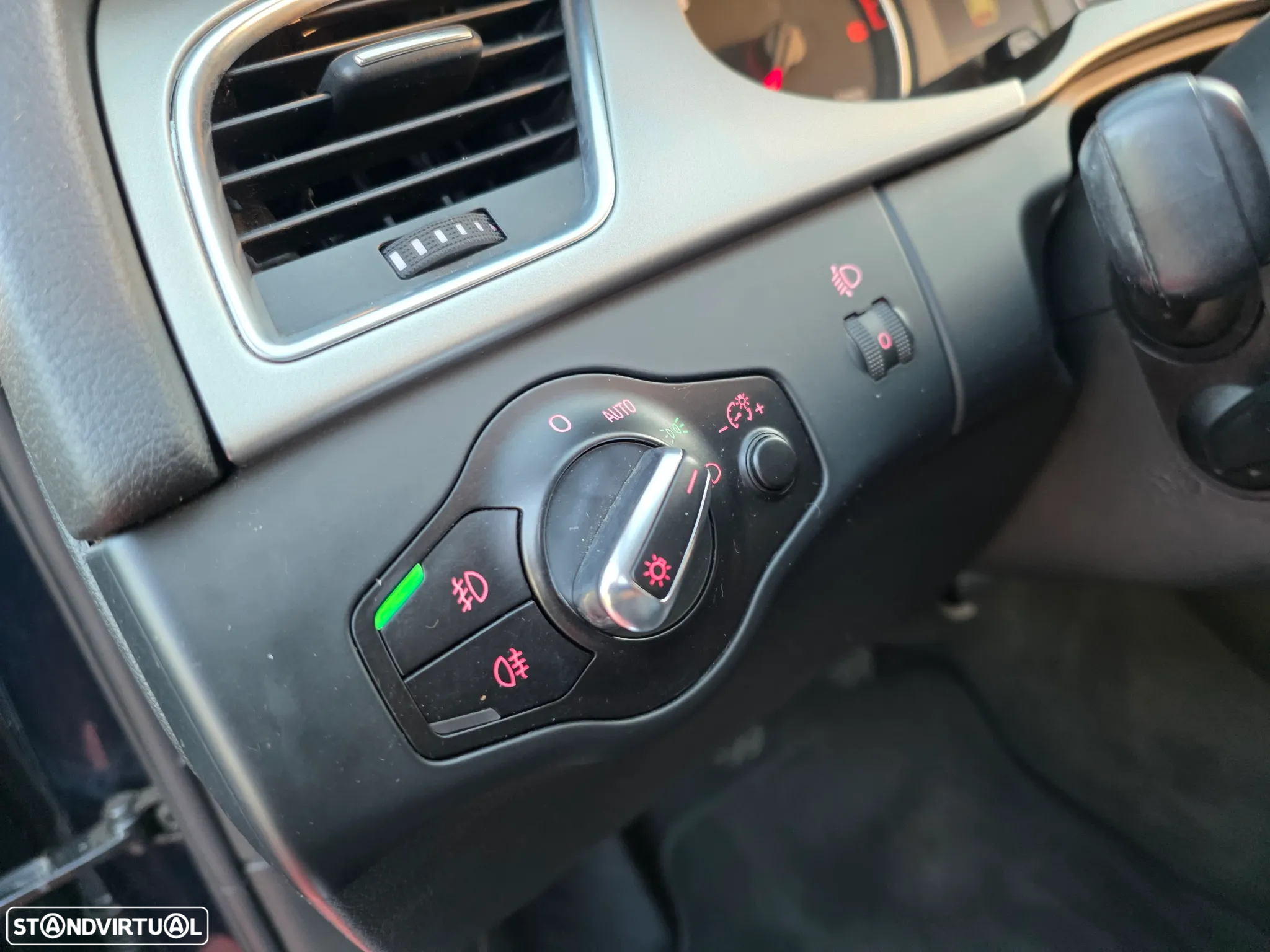 Audi A4 Avant 2.0 TDI exclusive - 26