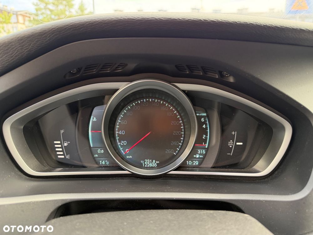 Volvo V40 T2 - 12