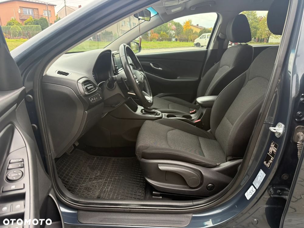 Hyundai i30 1.5 T-GDI 48V Comfort DCT - 29