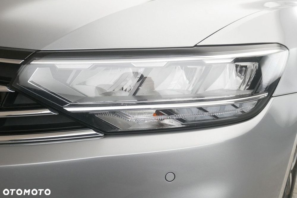 Volkswagen Passat 2.0 TSI Business DSG - 13