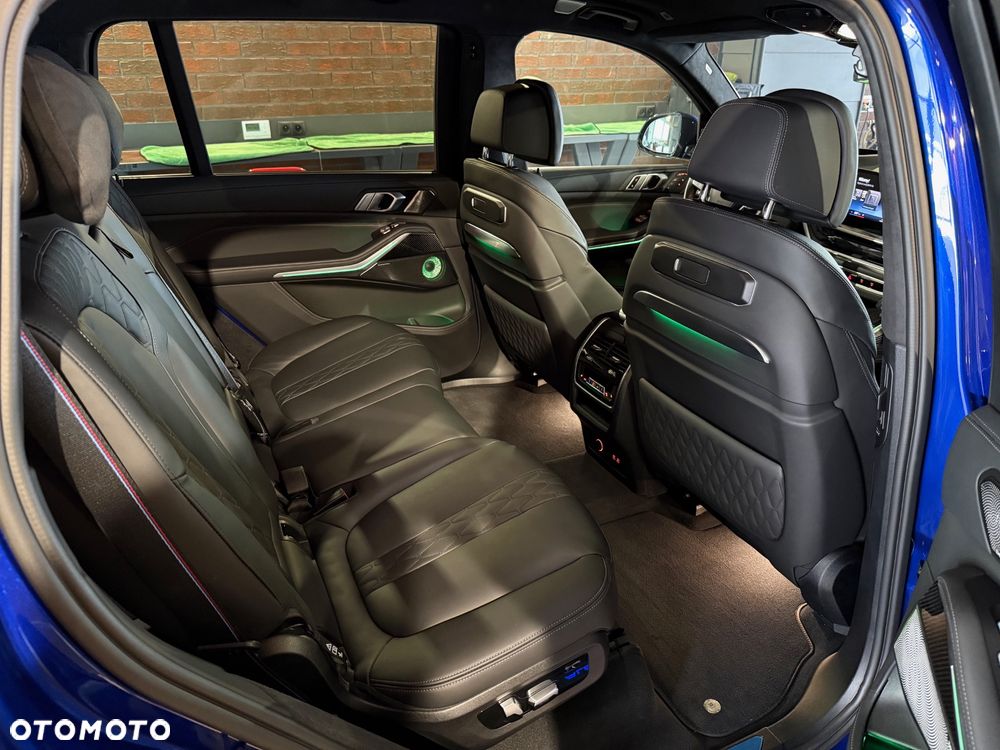 BMW X7 M50i sport - 21