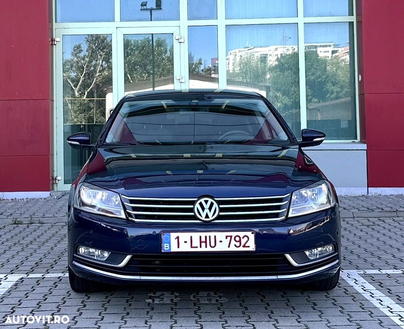 Volkswagen Passat - 22