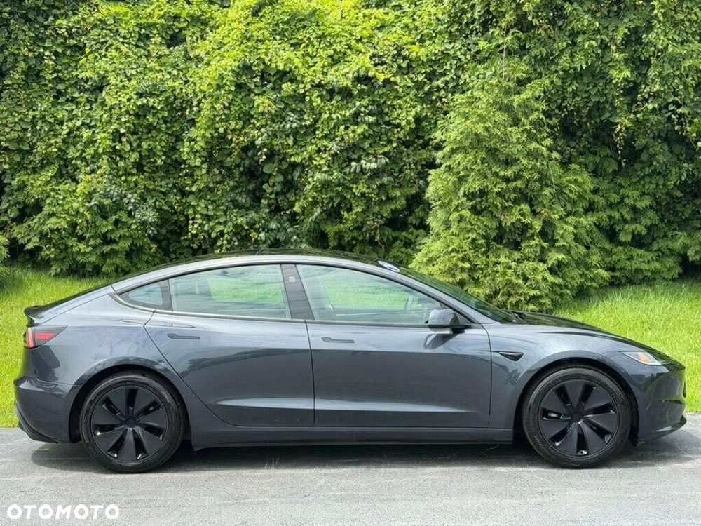 Tesla Model 3 Langstreckenbatterie Allradantrieb Dual Motor - 8