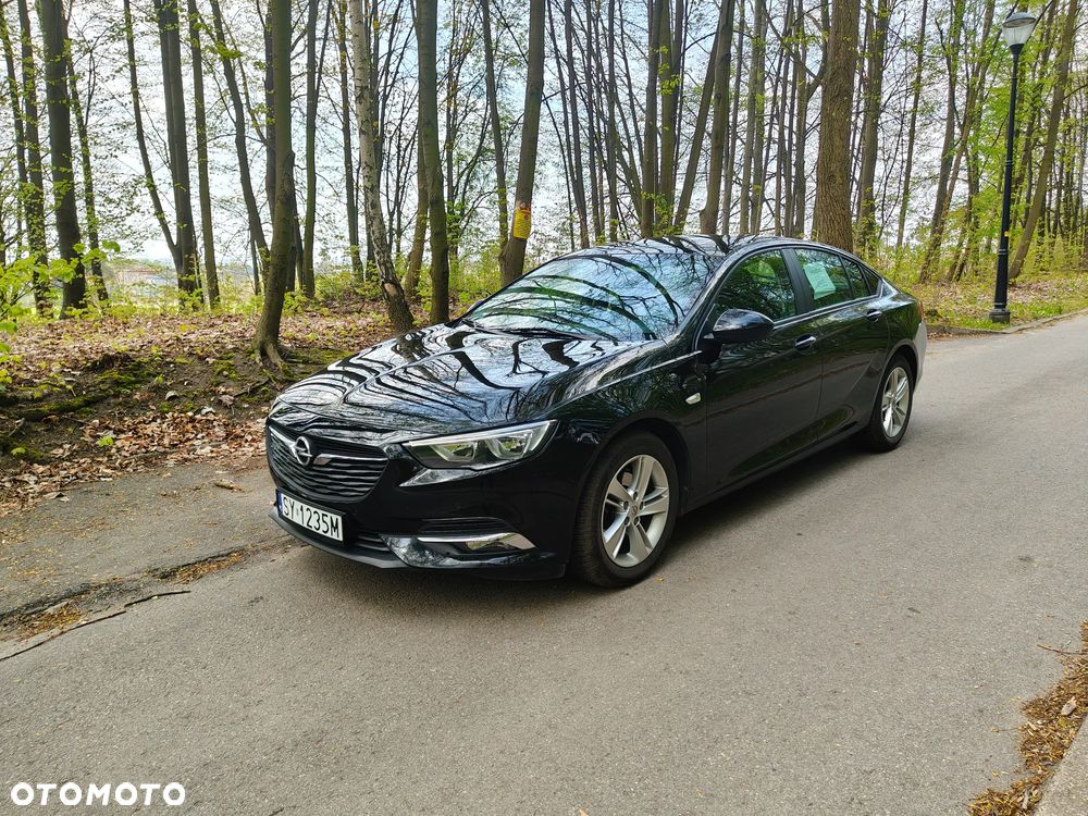 Opel Insignia - 1