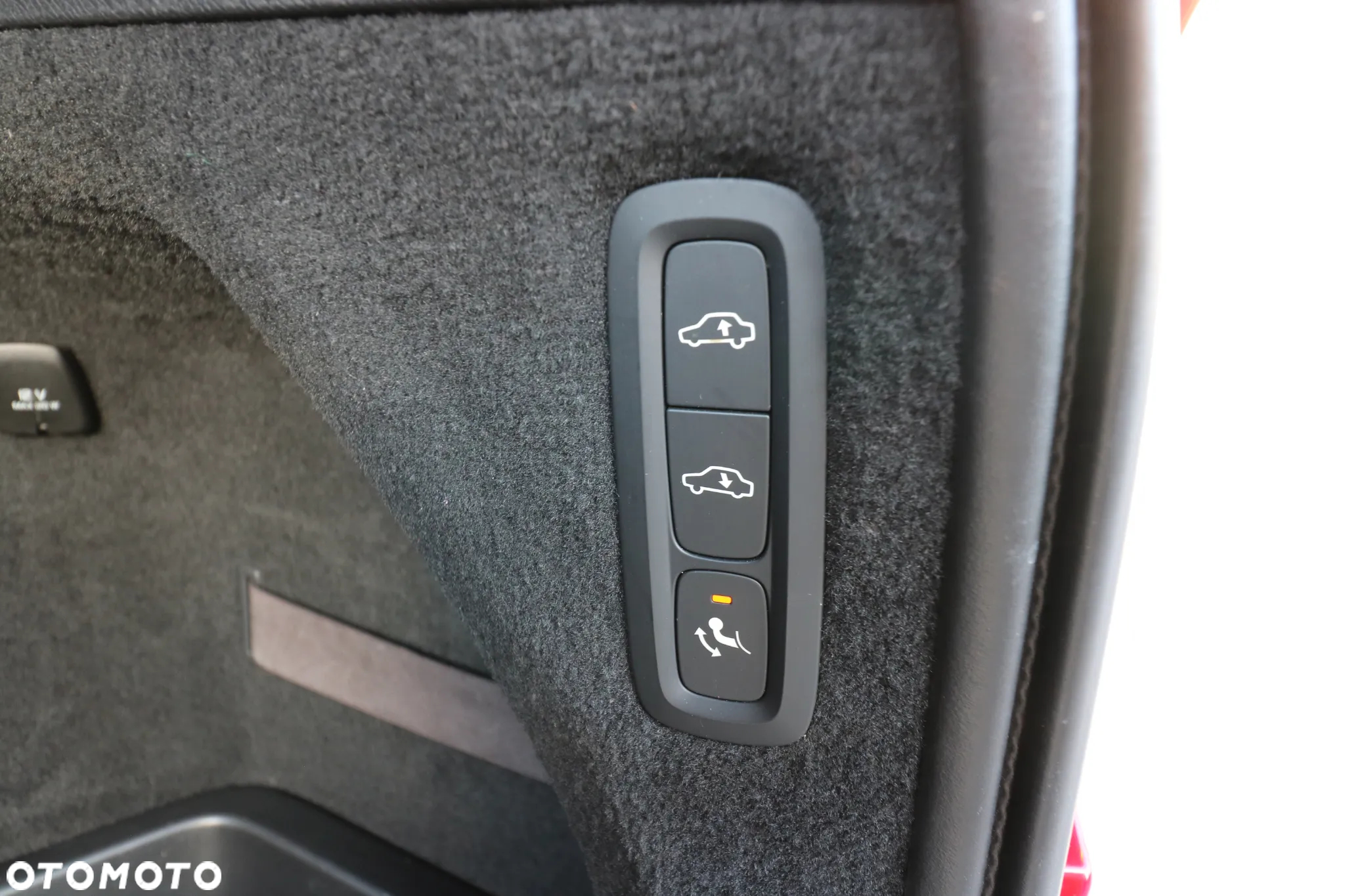 Volvo XC 90 D5 AWD Geartronic RDesign - 25