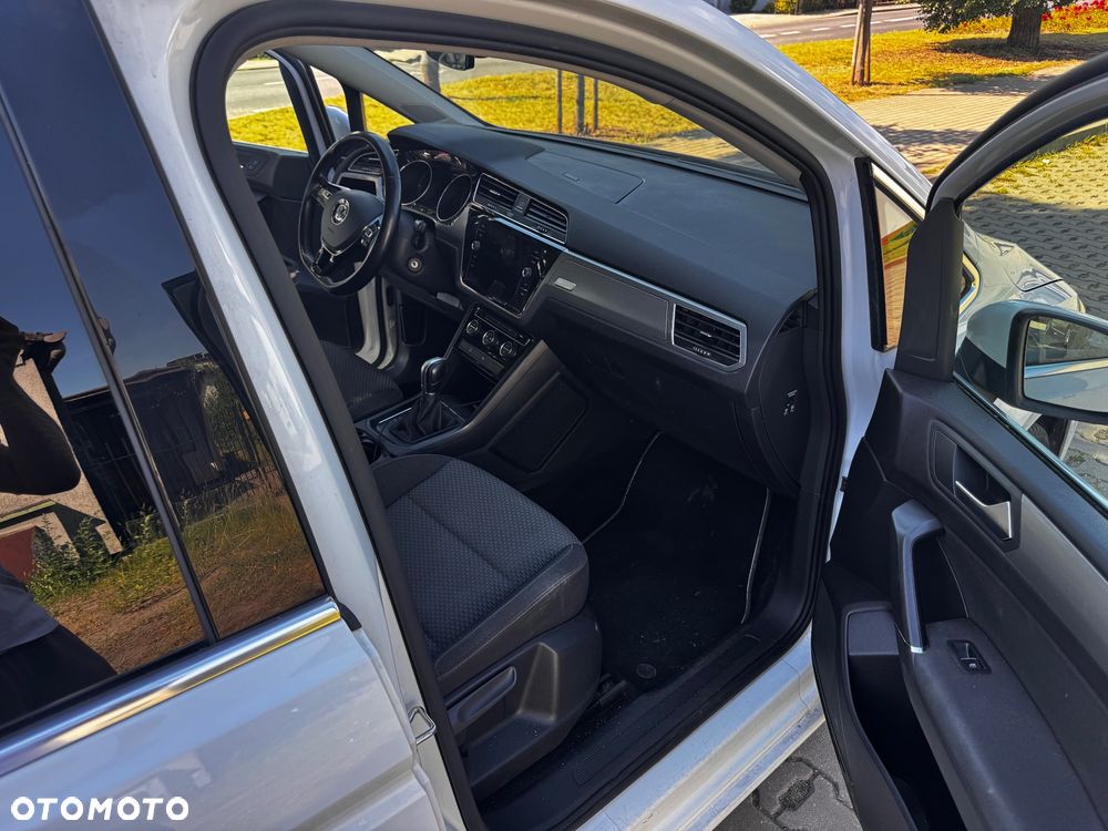 Volkswagen Touran 1.4 TSI BMT Comfortline DSG - 12