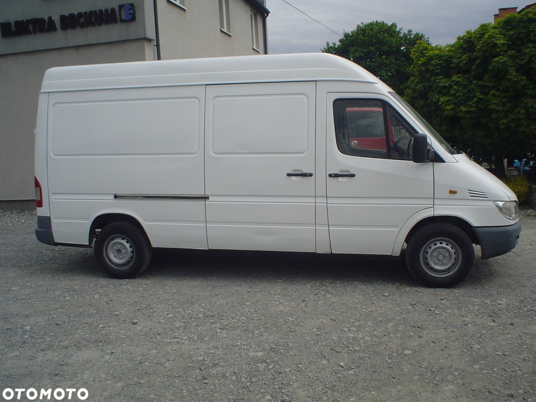 Mercedes-Benz SPRINTER - 10