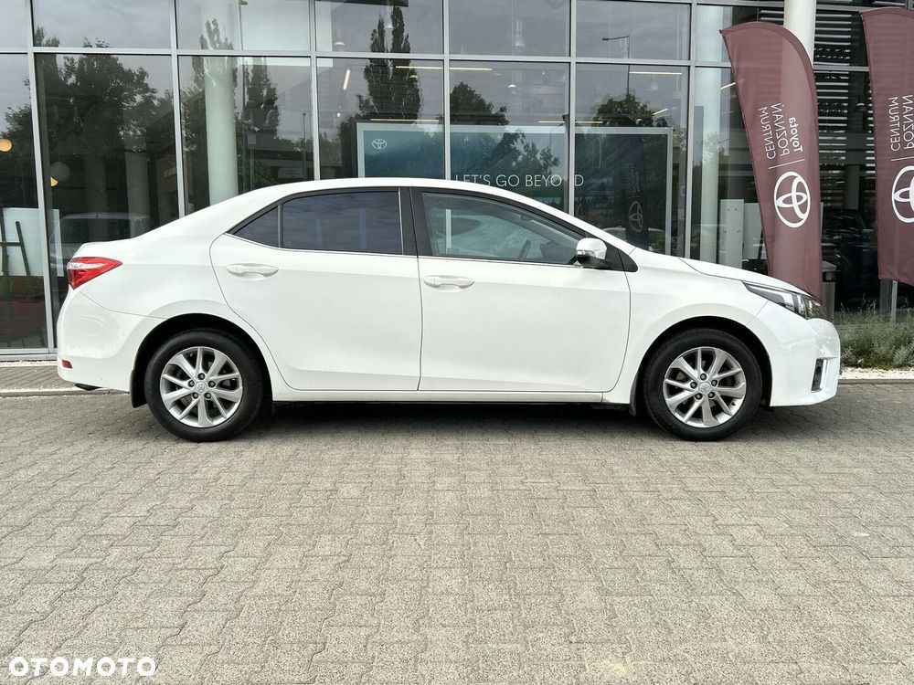 Toyota Corolla 1.6 Premium EU6 - 6