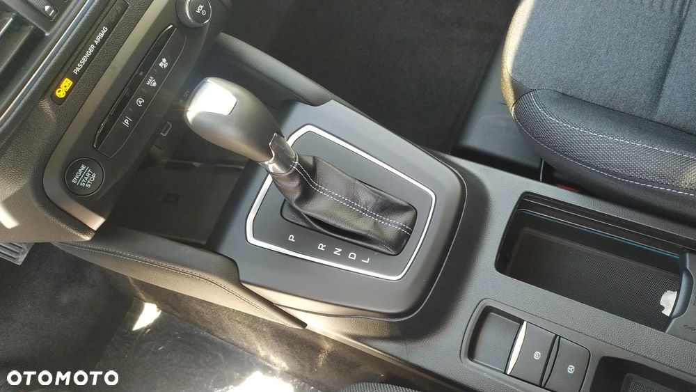 Ford Focus 1.0 EcoBoost mHEV Active X - 11