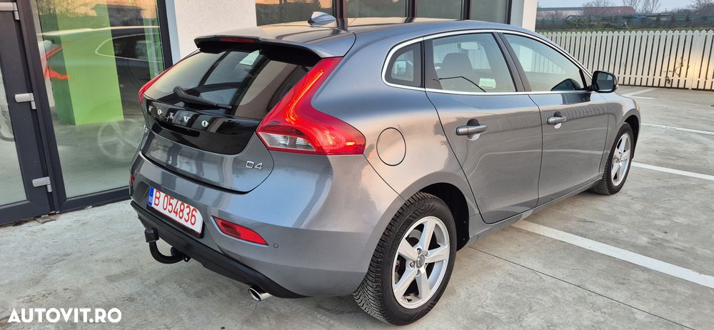 Volvo V40 D4 VEA Momentum - 6