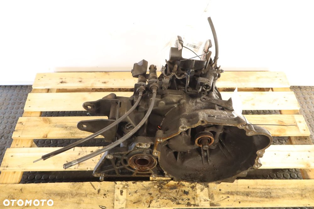 SKRZYNIA BIEGÓW 6 BIEGOWA HYUNDAI TUCSON I 2.0CRDI - 5