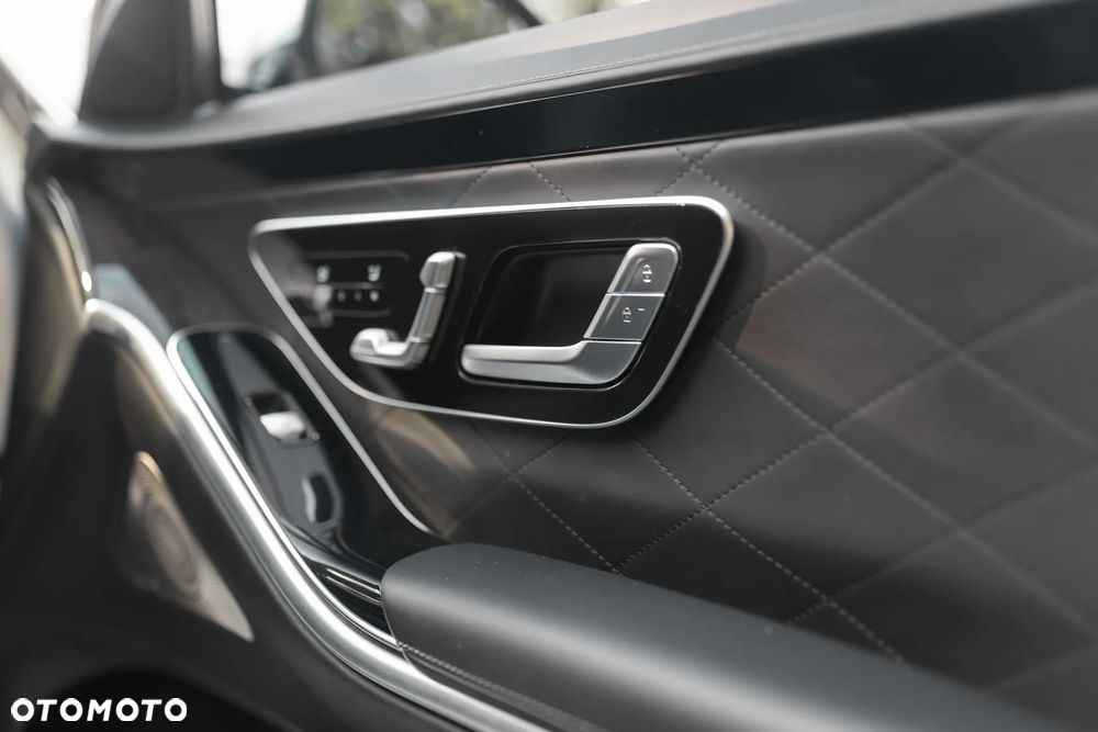Mercedes-Benz Klasa S 580 4-Matic L AMG Line 9G-TRONIC - 26