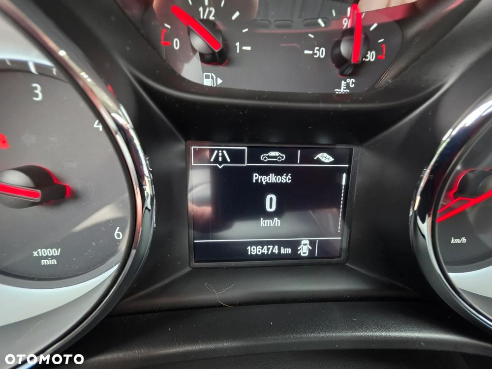 Opel Insignia 2.0 CDTI Innovation S&S - 26
