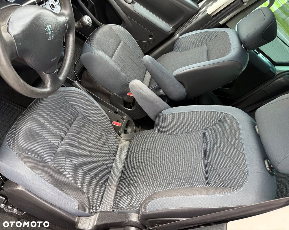 Peugeot Partner 1.6 HDi Outdoor - 32