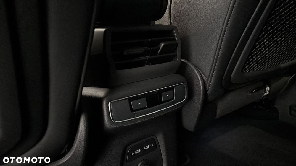 Audi Q4 e-tron - 21