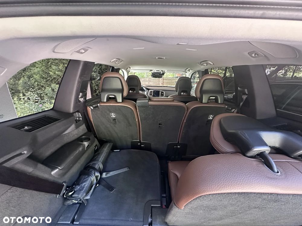 Volvo XC 90 D5 AWD Momentum 7os - 21