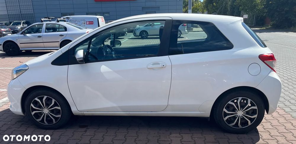 Toyota Yaris - 6