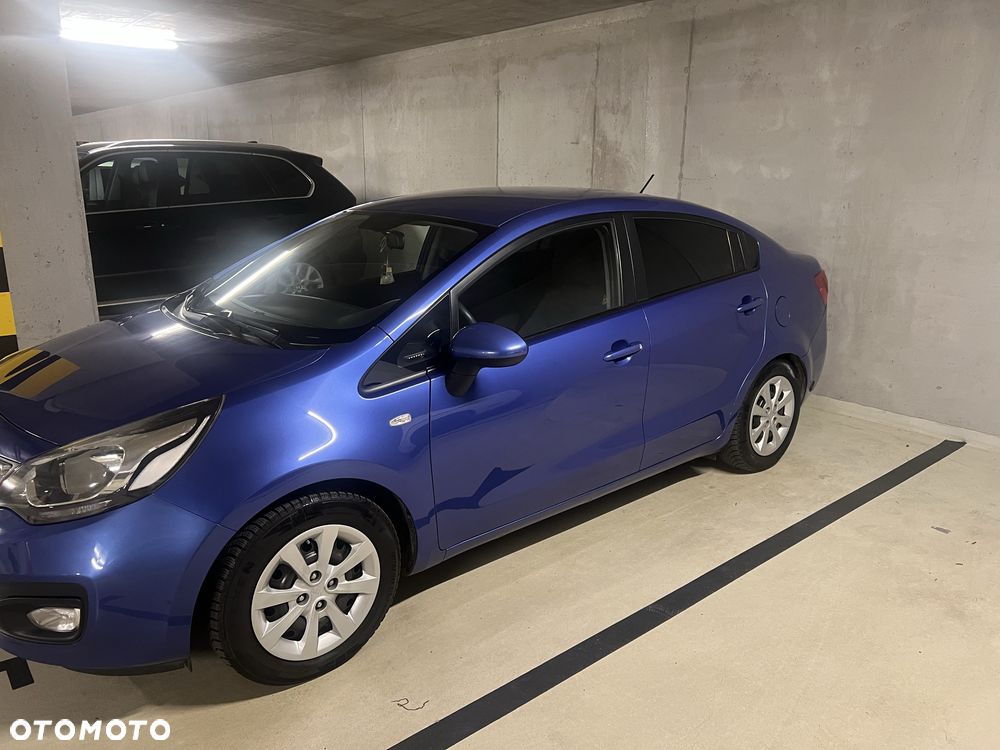 Kia Rio - 6