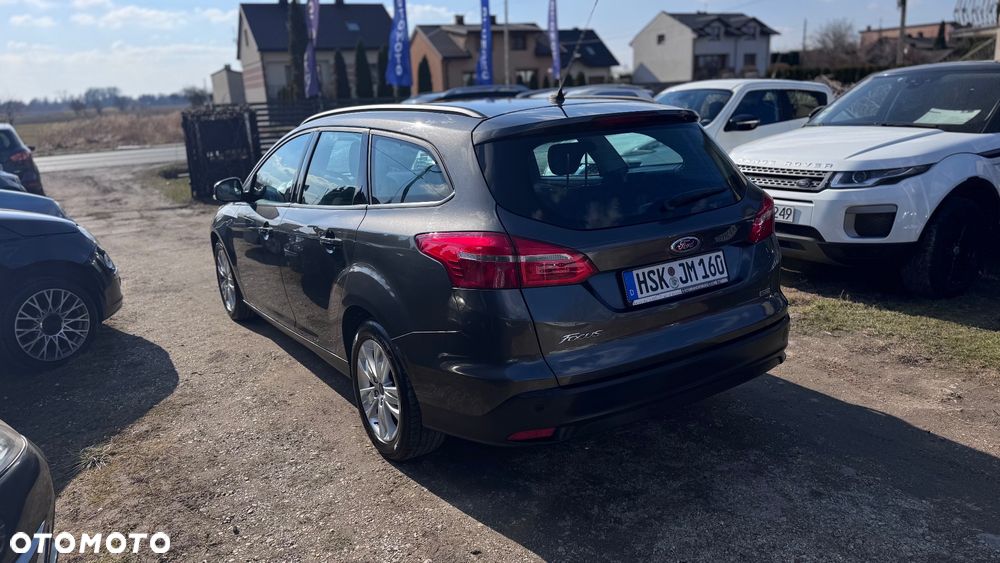 Ford Focus 1.0 EcoBoost STart-Stopp-System TITANIUM - 4