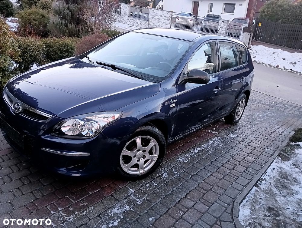 Hyundai i30 i30cw 1.4 blue Comfort