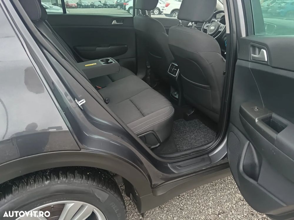 Kia Sportage 1.7 DSL 6MT 4x2 Style - 18