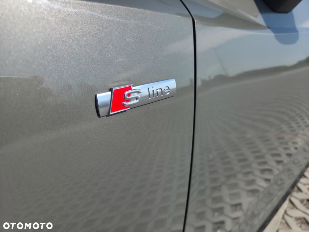 Audi Q3 45 TFSI Quattro S tronic S line - 24