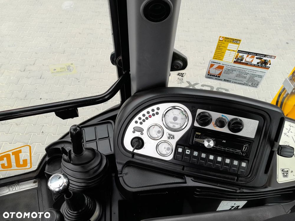 JCB 3CX 2005 - 17