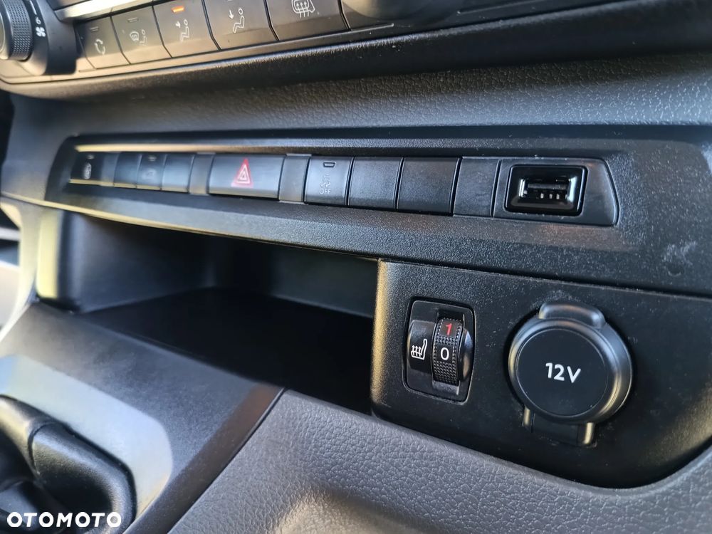 Citroën Jumpy 2.0 diesel 122 kM 2016 rok GOTOWY DO PRACY!!! BOGATE WYPOSAŻENIE - 36